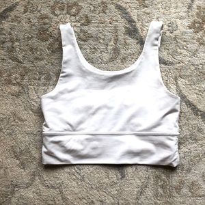 DYI Define Your Inspiration Elevate sports bra size medium white